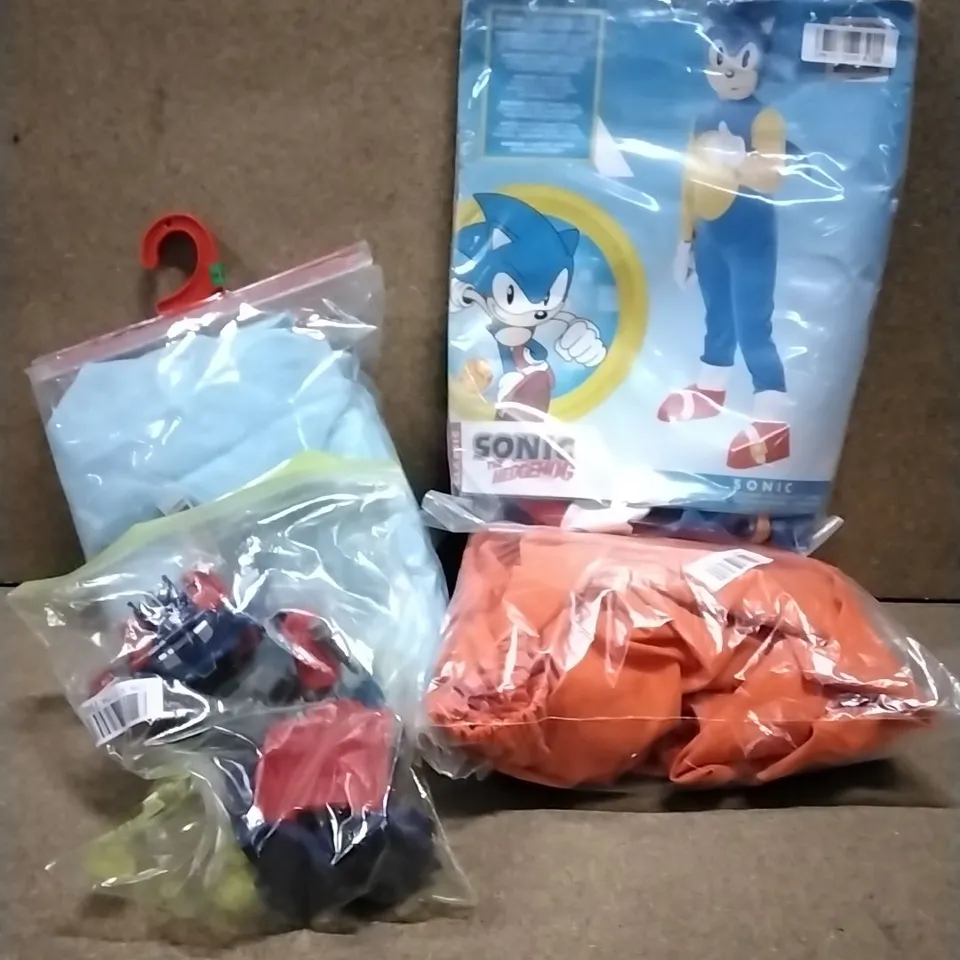 LOT OF VARIOUS ASSORTED HOUSEHOLD ITEMS TO INCLUDE: CURTAINS, TRANSFORMERS TOY, SONIC THE HEDGEHOG COSTUME ETC