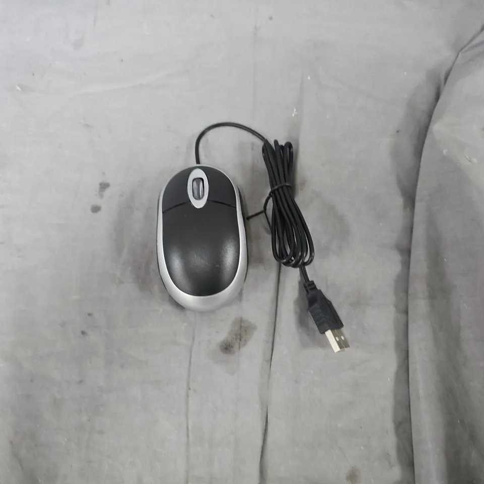 APPROXIMATELY 12 OPTICAL WIRED MOUSES IN BLACK
