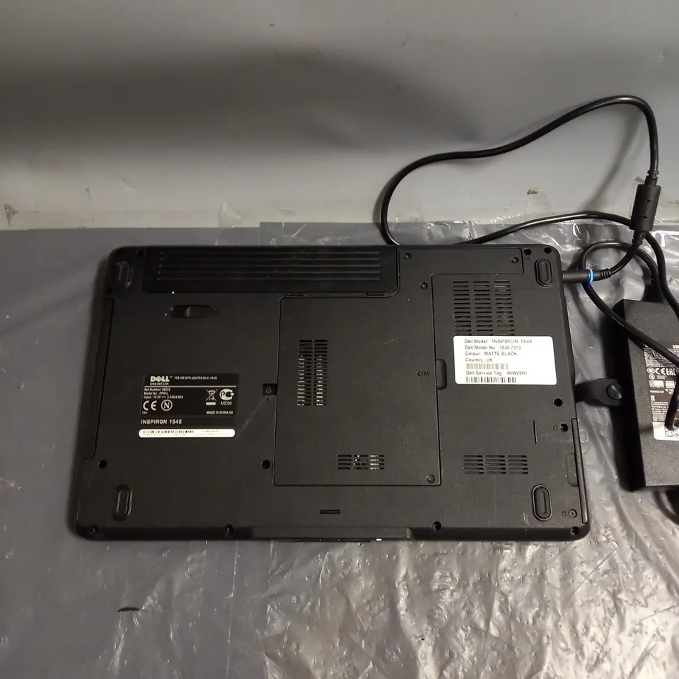 DELL INSPIRON 1545 LAPTOP IN BLACK