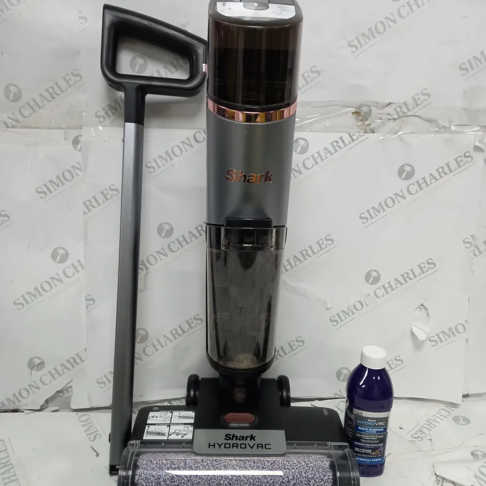 BOXED SHARK HYDROVAC HARD FLOOR WET & DRY CORDLESS CLEANER WD210UK 