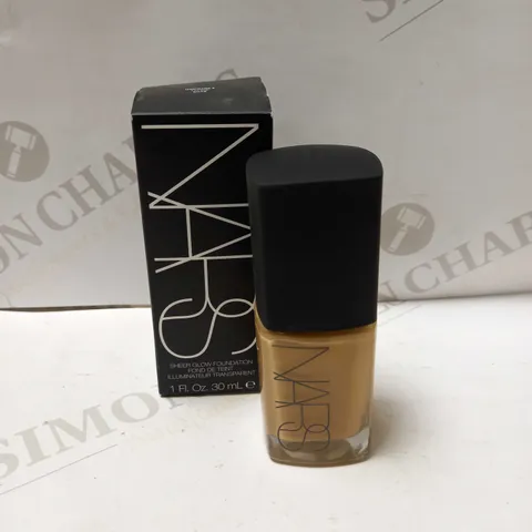 NARS SHEER GLOW FOUNDATION - TAHOE (MEDIUM DARK 2)