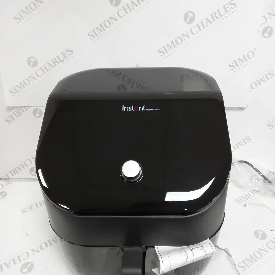 BOXED INSTANT VORTEX PLUS AIR FRYER 6 IN 1 