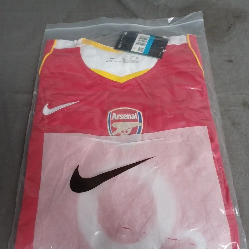 ARSENAL CLASSIC HOME KIT SIZE SIZE M