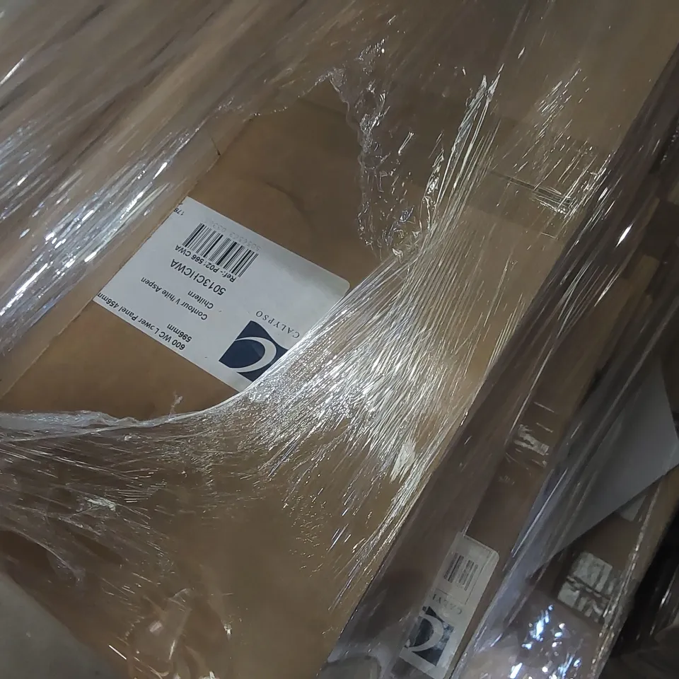PALLET CONTAINING A LARGE QUANTITY OF ASSORTED BATHROOM FURNITURE PARTS INCLUDING: BLANKING PANELS, VANITY END PANELS ECT