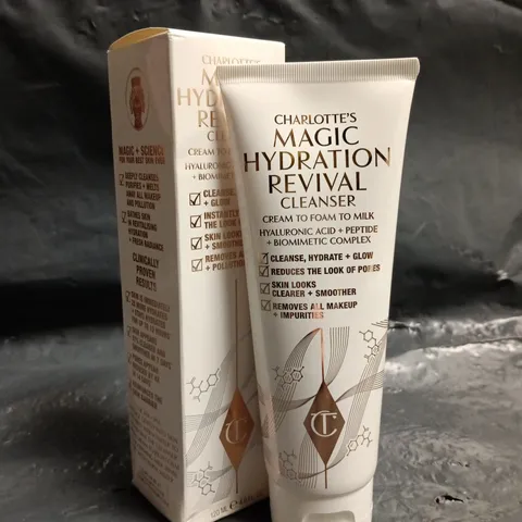 CHARLOTTE TILBURY MAGIC HYDRATION REVIVAL CLEANSER (120ML)