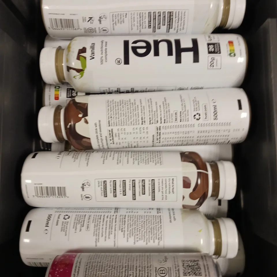 APPROXIMATELY 15 HUEL COMPLETE MEAL DRINKS IN VARIOUS FLAVOURS - COLLECTION ONLY 