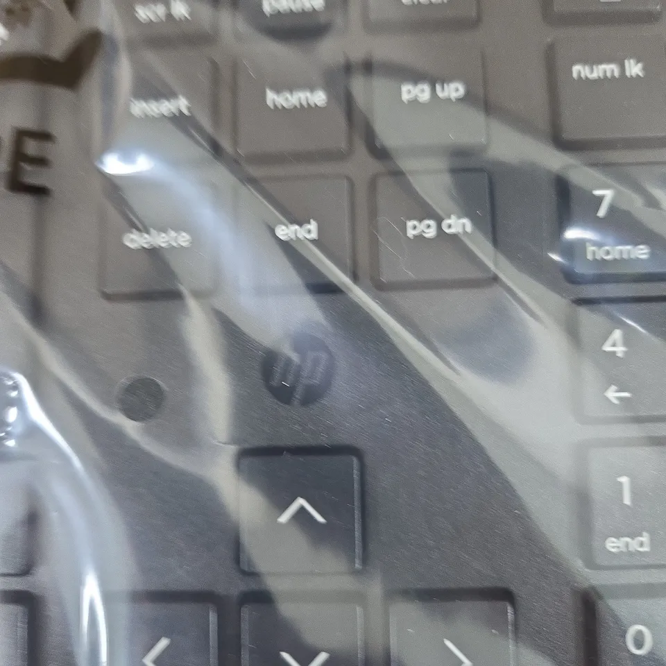 HP WIRED USB KEYBOARD IN ORIGINAL PACKAGING WITH USB CABLE