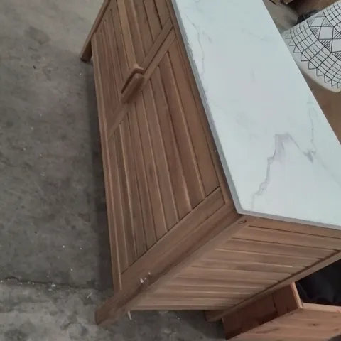 TV STAND 