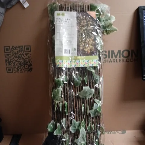 FAUX DECOR SOLAR IN LIT IVY TRELLIS 180 X 60 CM