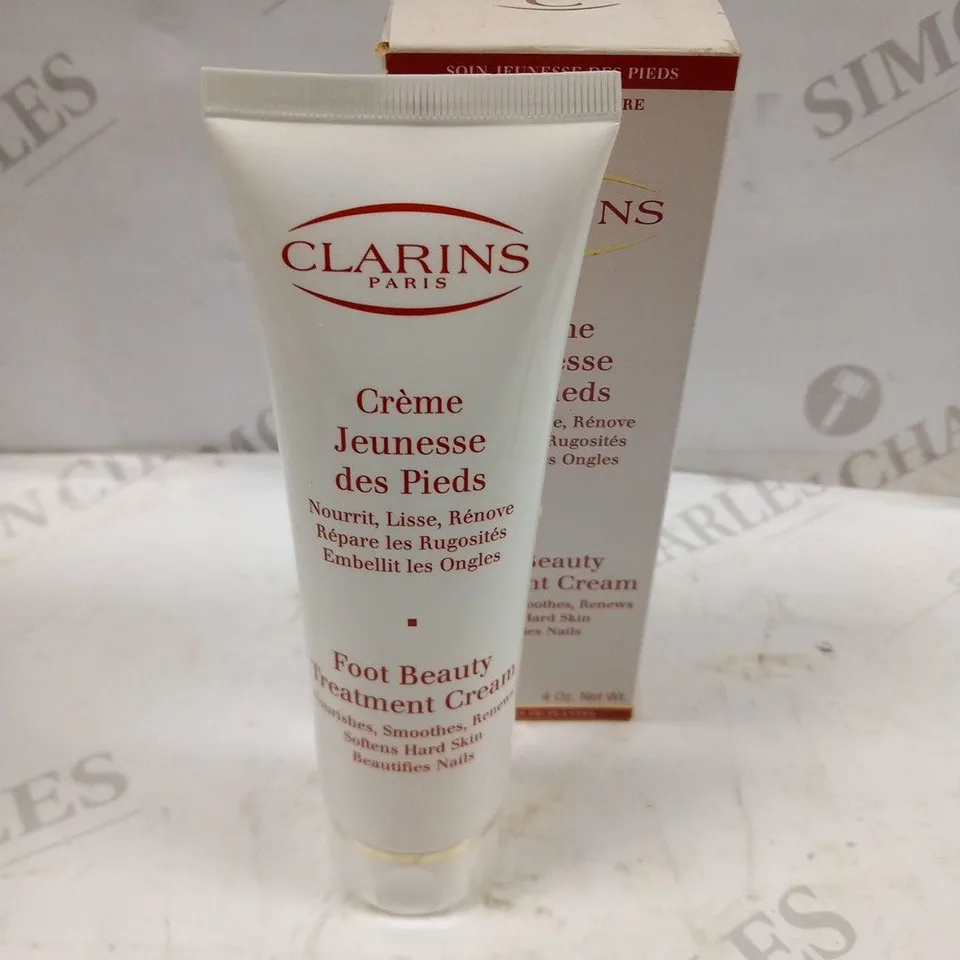 4 BOXED CLARINS PARIS FOOT BEAUTY TREATMENT CREAM 125ML