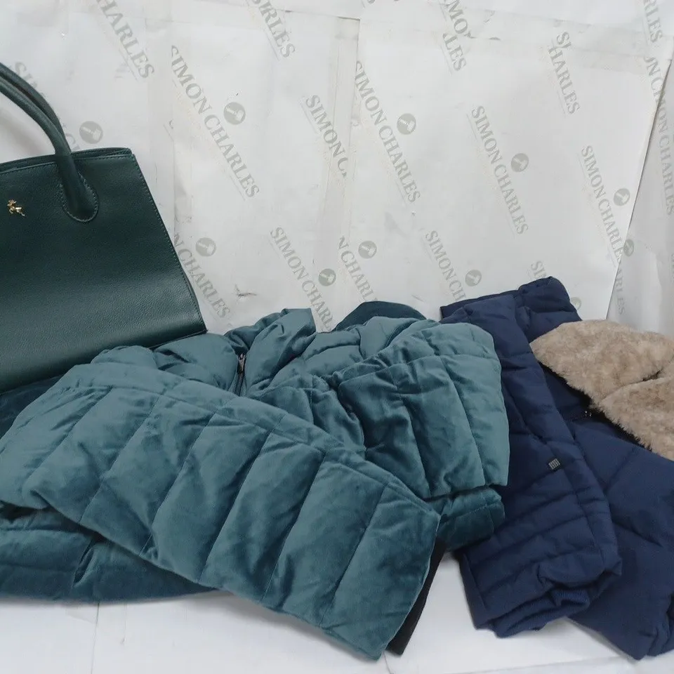 BOX OF 10 ASSORTED CLOTHING ITEMS TO INCLUDE ASHWOOD GREEN HANDBAG, BLUE COAT ETC
