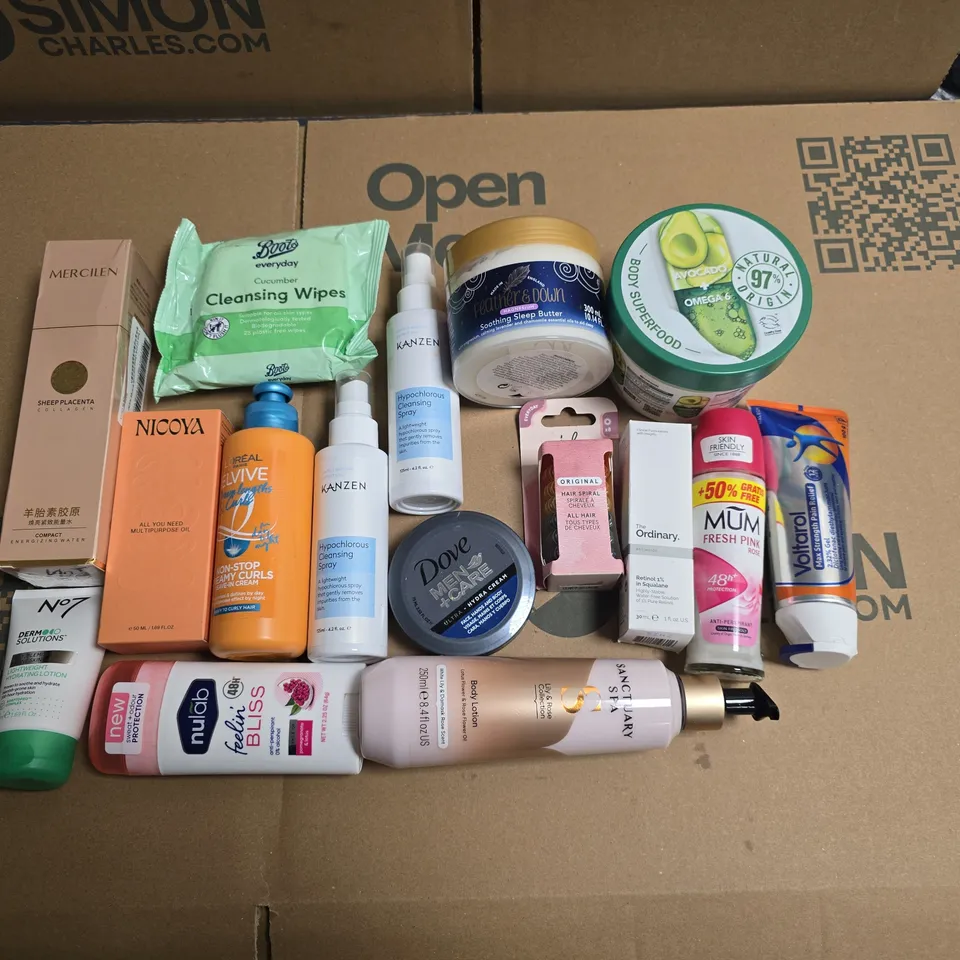 LOT OF APPROXIMATELY 22 ASSORTED HEALTH AND BEAUTY ITEMS TO INCLUDE GARNIER BODY SUPERFOOD, SANCTUARY SPA BODY LOTION AND VOLTAROL PAIN RELIEF GEL