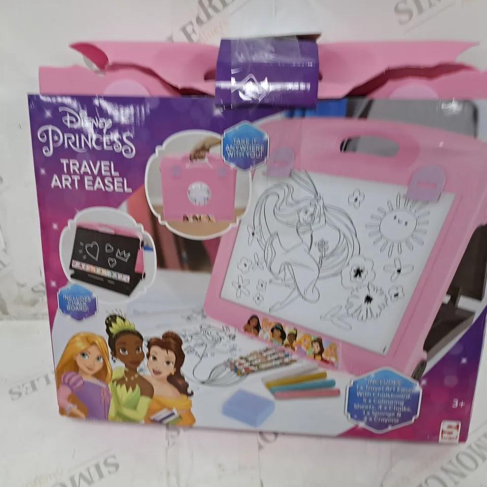 BOXED DISNEY PRINCESS TRAVEL ART EASEL
