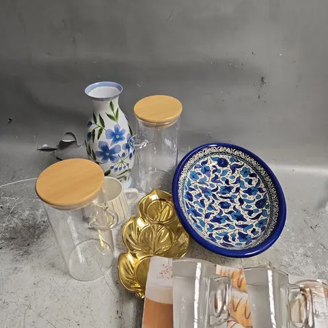TOTE OF ASSORTED GLASSES, PLATES AND VASE'S - COLLECTION ONLY