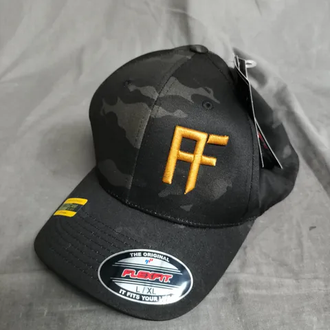 FLEXFIT MULTICAM BLACK CAP – L/XL WITH AF LOGO 