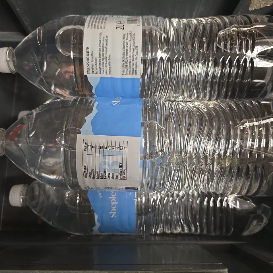 4 SHEPLEY SPRING WATER (2L)