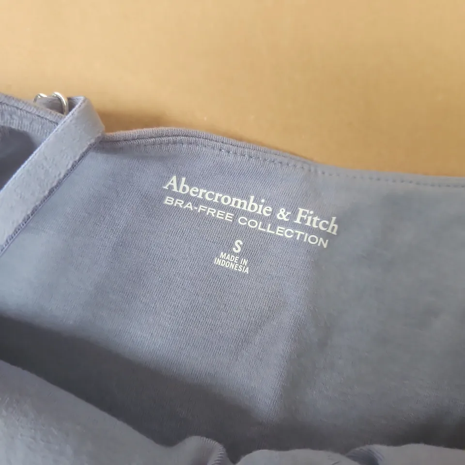 ABERCROMBIE & FITCH BRA-FREE COLLECTION SLEEVELESS TOP – LIGHT BLUE, UK 8 (S)