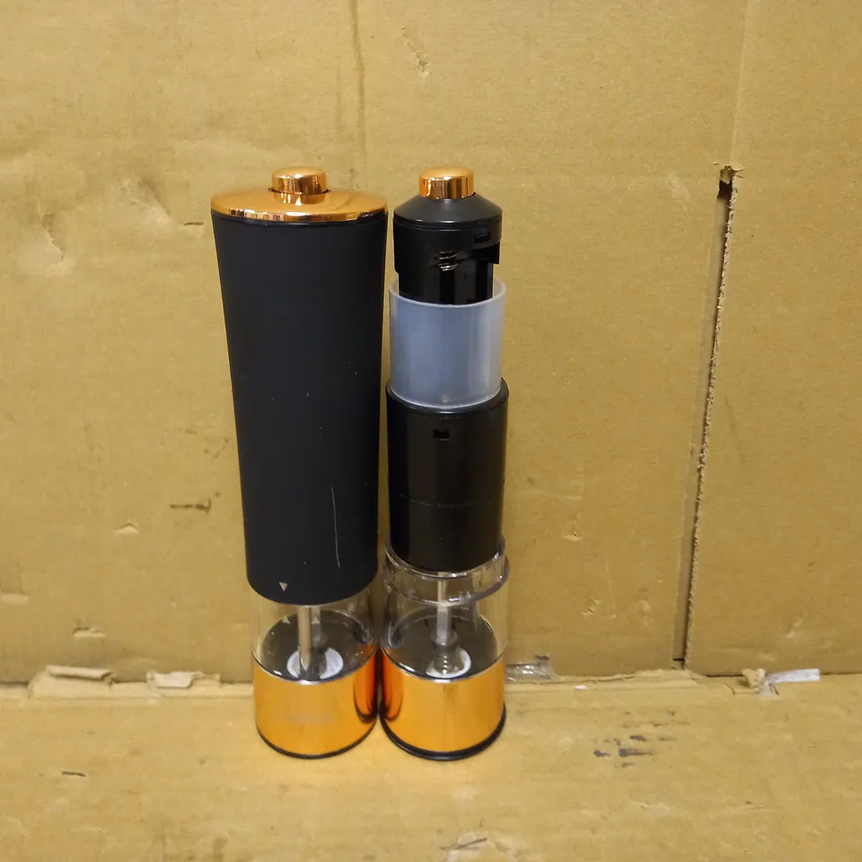 TOWER ELECTRIC SALT AND PEPPER MILL 