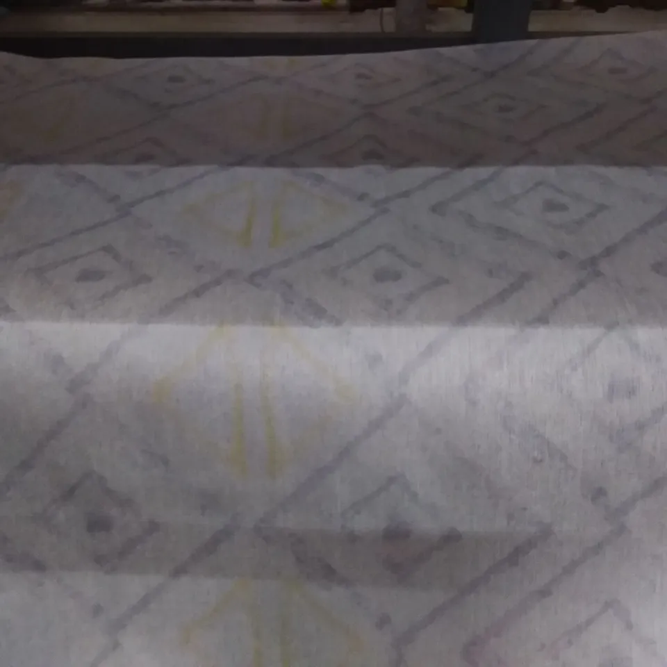 LAMAVOLA LINE CARPET - YELLOW/ GREY