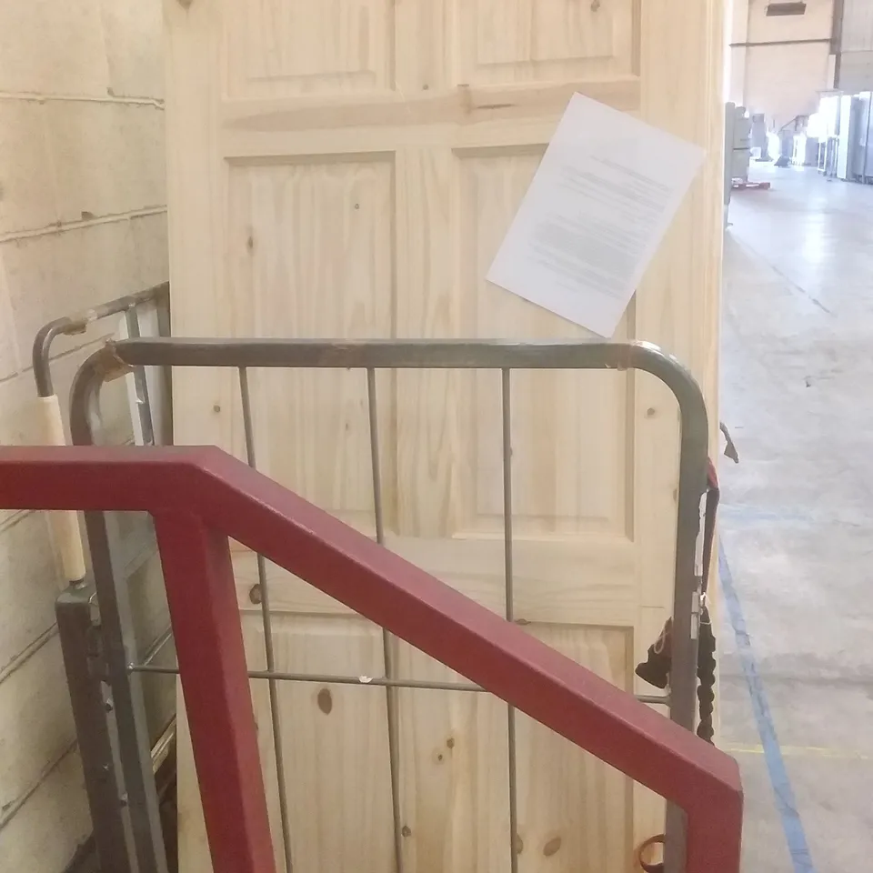 PINE INTERNAL TIMBER DOOR 204X83CM