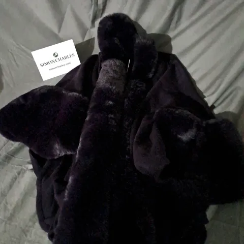 FRANK USHER FAUX FUR AUBERGINE CAPE - ONE SIZE 