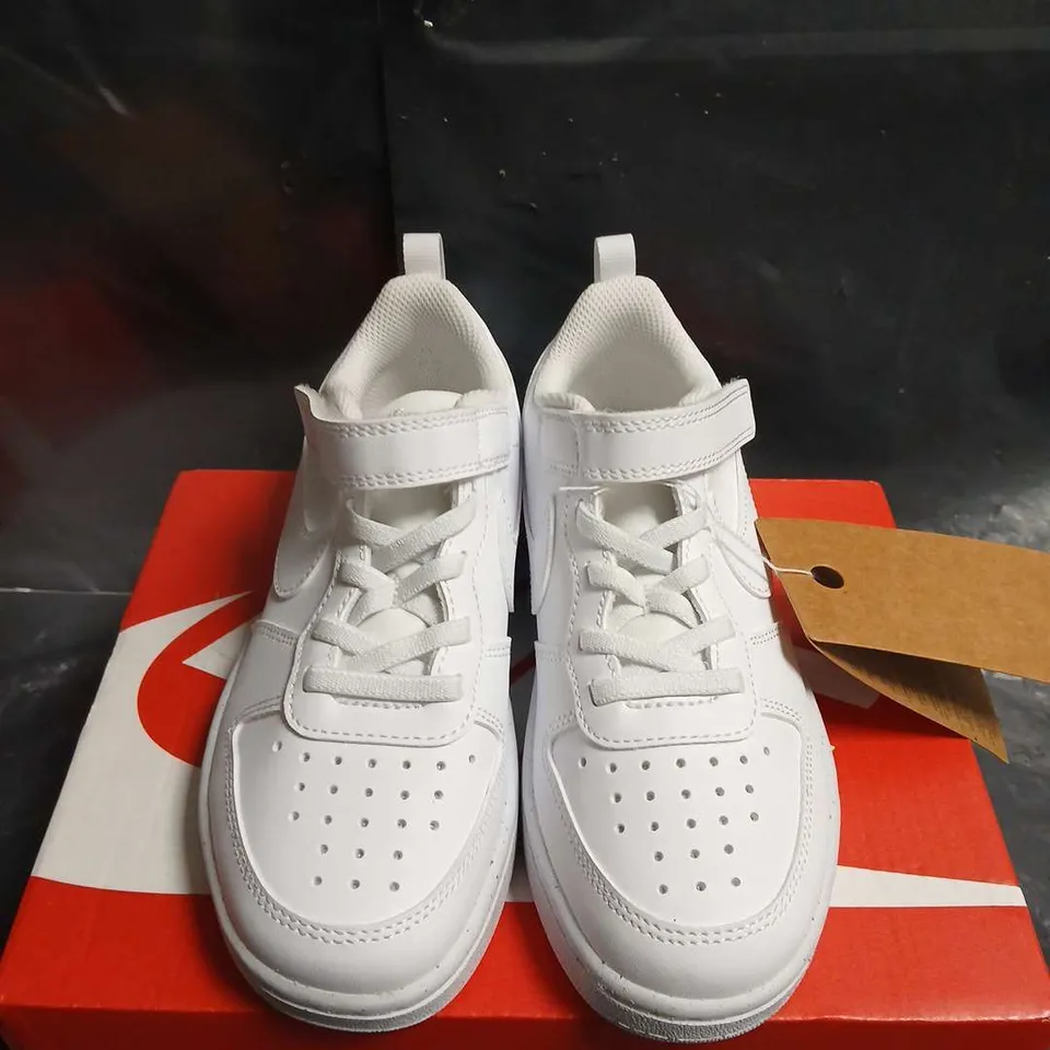 BOXED PAIR OF NIKE WHITE KIDS' SNEAKERS WITH VELCRO STRAP - UK SIZE 13.5
