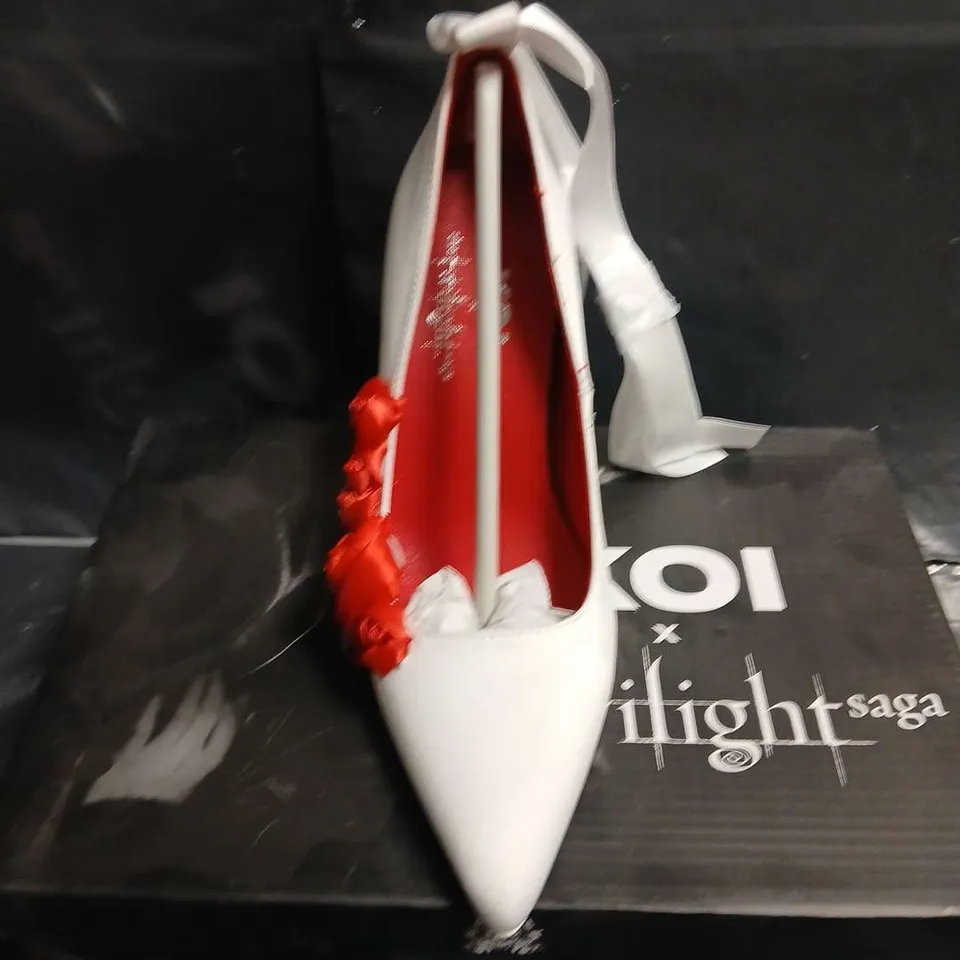 BOXED PAIR OF KOI BELLA'S NIGHTMARE ROSE HEELS – PEARL, UK3