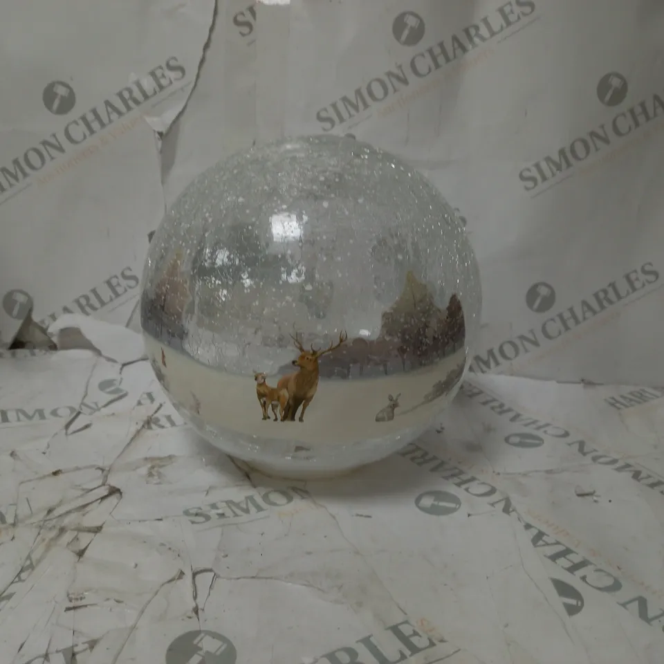 FESTIVE PRE-LIT SCENIC CRACKLE GLASS SPHERE