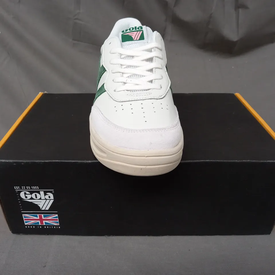 BOXED PAIR OF GOLA TOPSPIN SHOES IN WHITE/EVERGREEN/PASTEL PINK UK SIZE 6