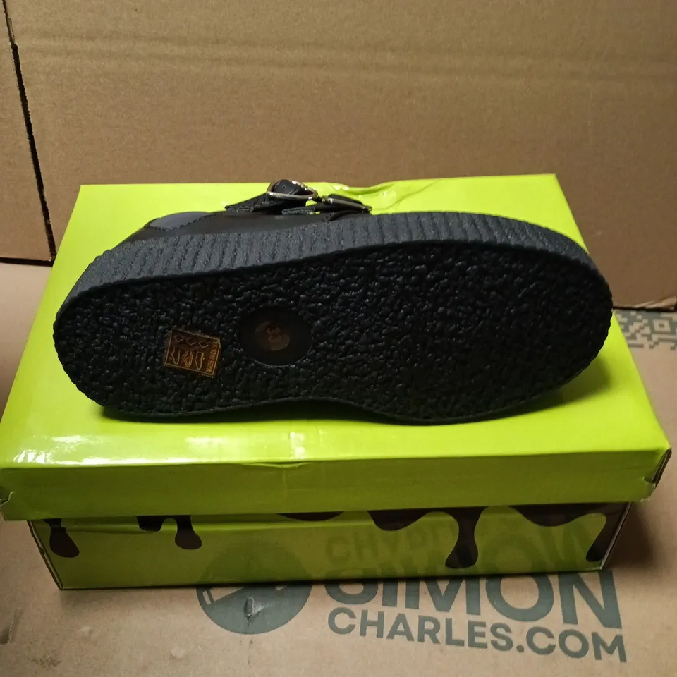 BOXED PAIR OF KOI KIDZ DREAM ADVENTURES KIDZ CHUNKY SHOES IN BLACK - SIZE 1