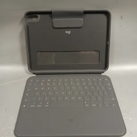 4 X LOGITECH KEYBOARD TABLET CASES - MODEL UNSPECIFIED