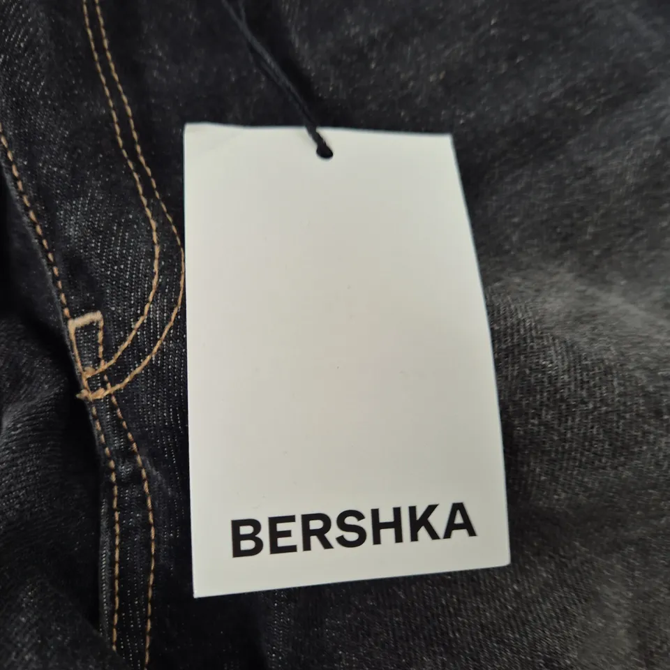 BERSHKA BOYFRIEND JEANS, DARK WASH, UK 12 (EU 40)