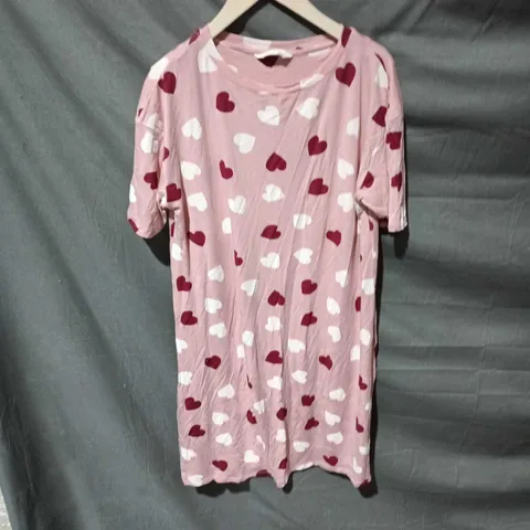 DUVET DAYS PINK HEART PRINT NIGHTDRESS – WOMEN'S NIGHTWEAR, SIZE M