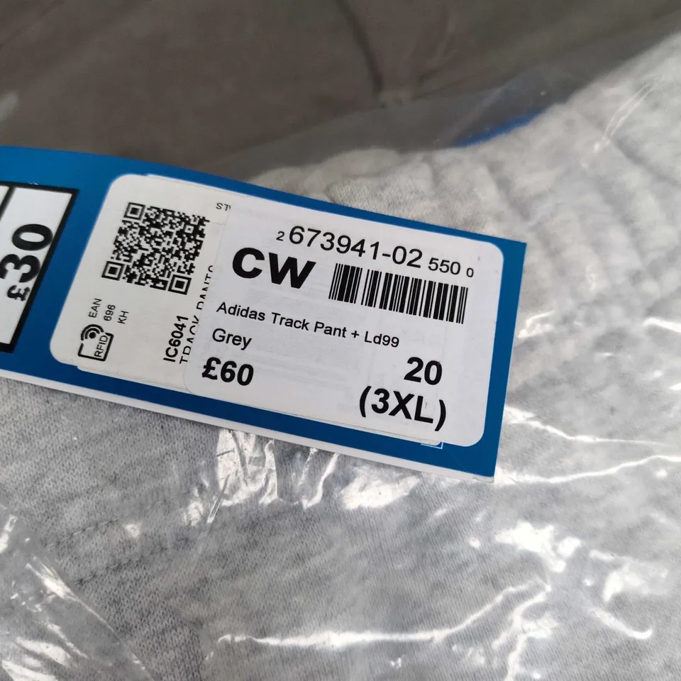 ADIDAS TRACK PANTS – GREY, UK 20 (3XL)