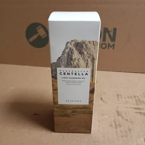 BOXED SKIN1004 MADAGASCAR CENTELLA CLEANSING OIL (200ML)