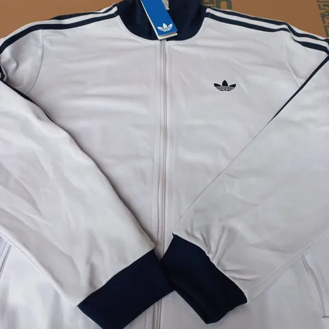 ADIDAS ORIGINALS WHITE TRACK JACKET – SIZE XL