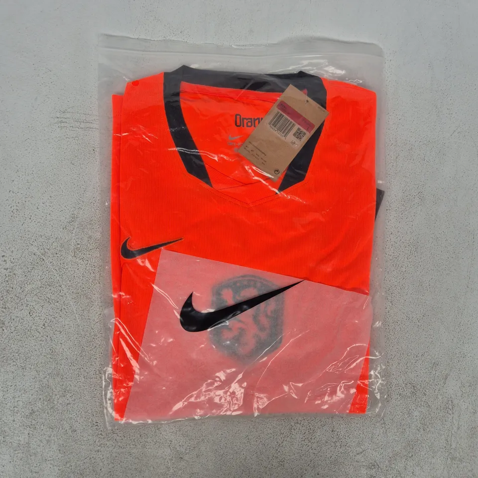 NIKE NETHERLANDS 2026 HOME FOOTBALL SHIRT SIZE LARGE