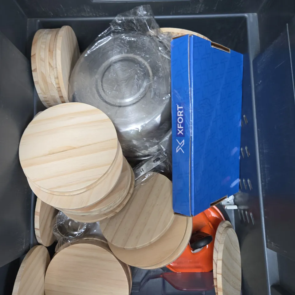 APPROXIMATELY 10 ASSORTED HOUSEHOLD PRODUCTS TO INCLUDE DISHWASHER TABLETS, BRUSH, FROTHER ETC