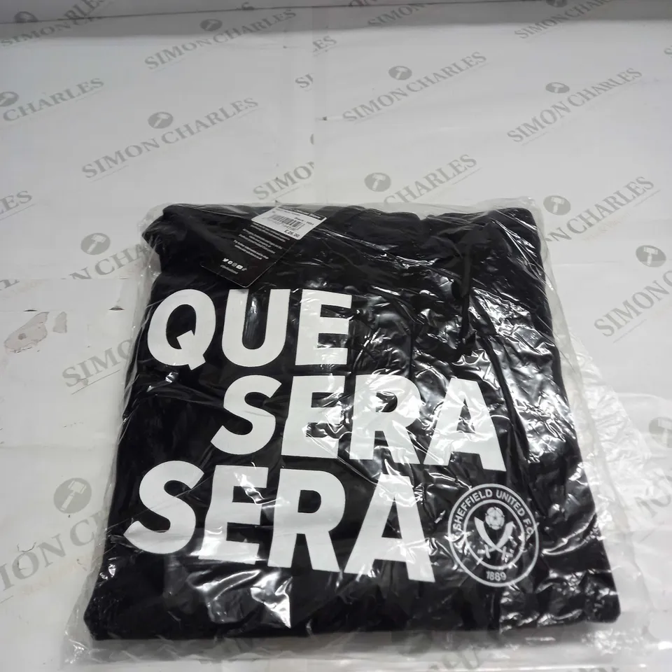BAGGED SHEFFIELD UNITED QUE SERA SERA HOODY SIZE XL