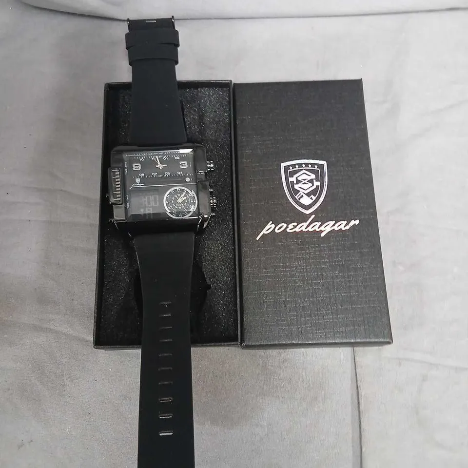 POEDAGAR QUARTZ WRISTWATCH, BLACK RUBBER STRAP, BOXED