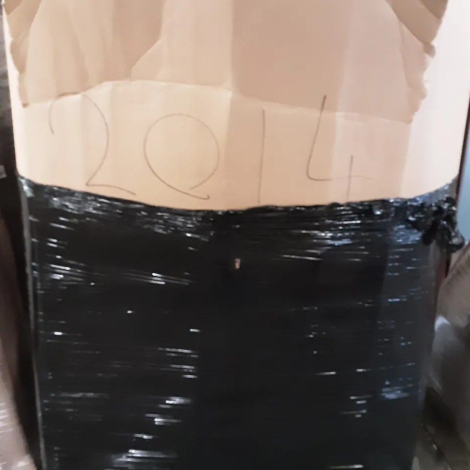 PALLET OF ASSORTED PRODUCTS INCLUDING SPRING LOADED TENSION ROD, STAINLESS STEEL EXTENDABLE CURTAIN RAIL, BAMBOO CUTLERY ORGANISER, BABY CAR SEAT, KKTONER ROLLING STOLL
