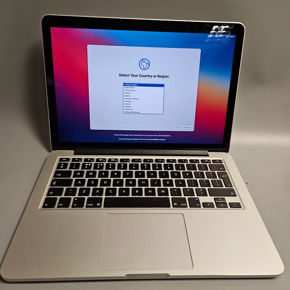 APPLE MACBOOK - A1502