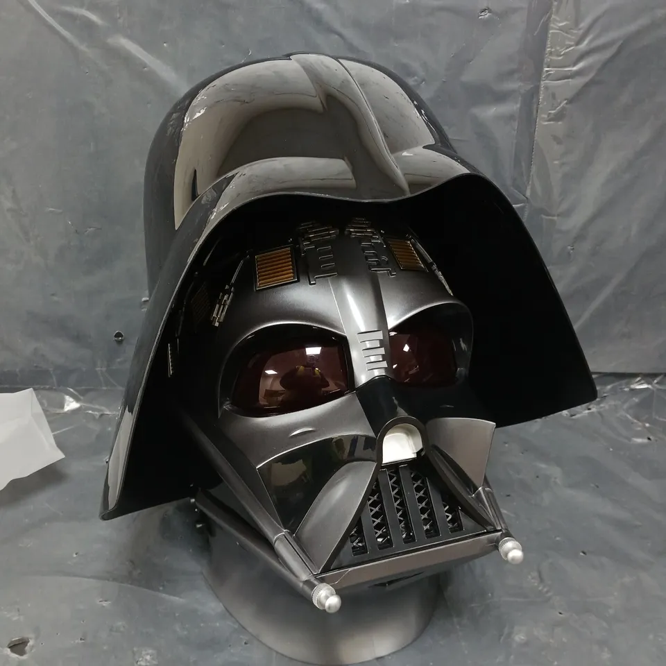 STAR WARS THE BLACK SERIES - DARTH VADER - PREMIUM ELECTRONIC HELMET RRP £130