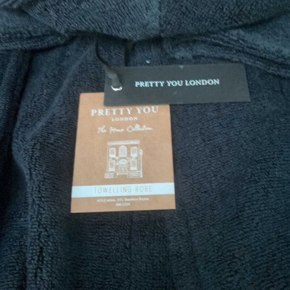 PRETTY YOU LONDON BAMBOO TOWELLING ROBE – NAVY, S/M