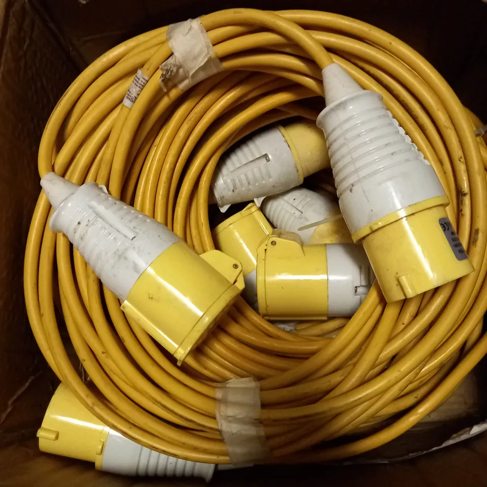 LOT OF 5 HEAVY DUTY EXTENSION LEADS 