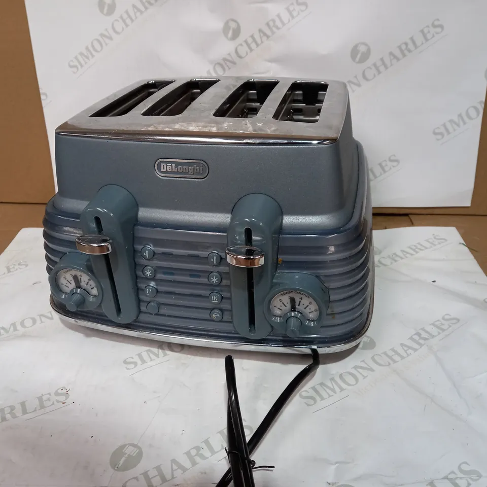 DE LONGHI SCOLPITO 4 SLOT TOASTER