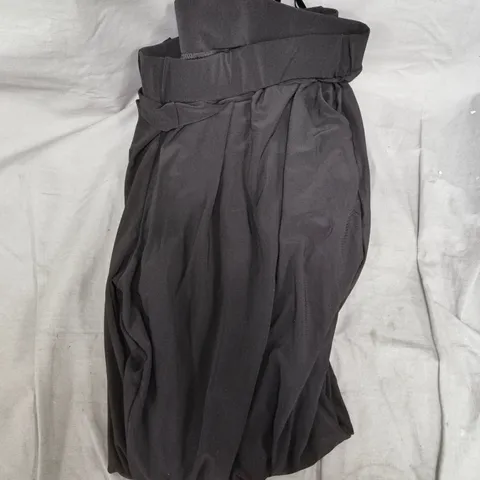 ROMAN 18 WOMEN’S BLACK STRETCH ELASTIC WAIST HAREM TROUSERS – UK SIZE 18