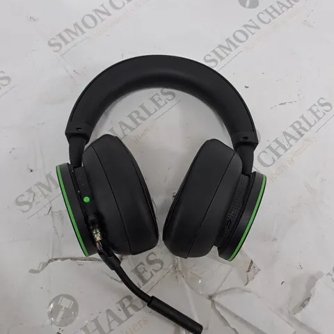 XBOX GAMING HEADPHONES - BROKEN MIC