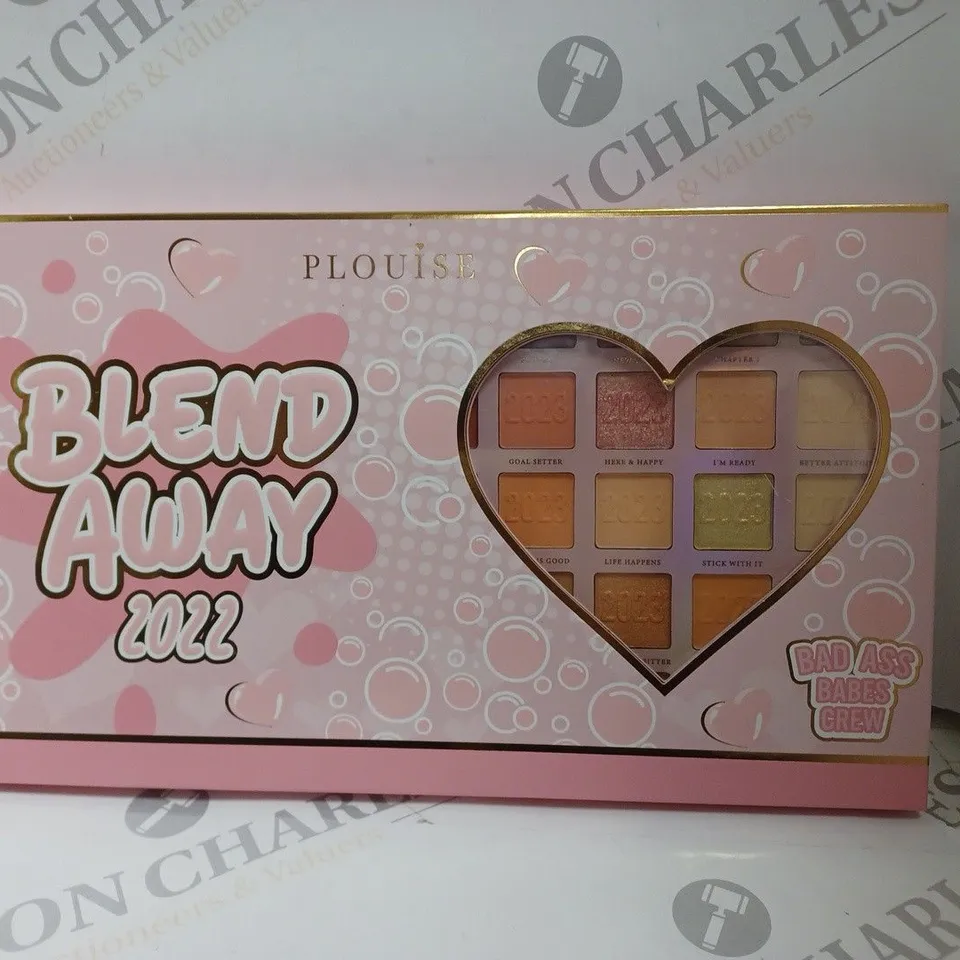 PLOUISE BLEND AWAY 2022 EYE SHADOW PALETTE