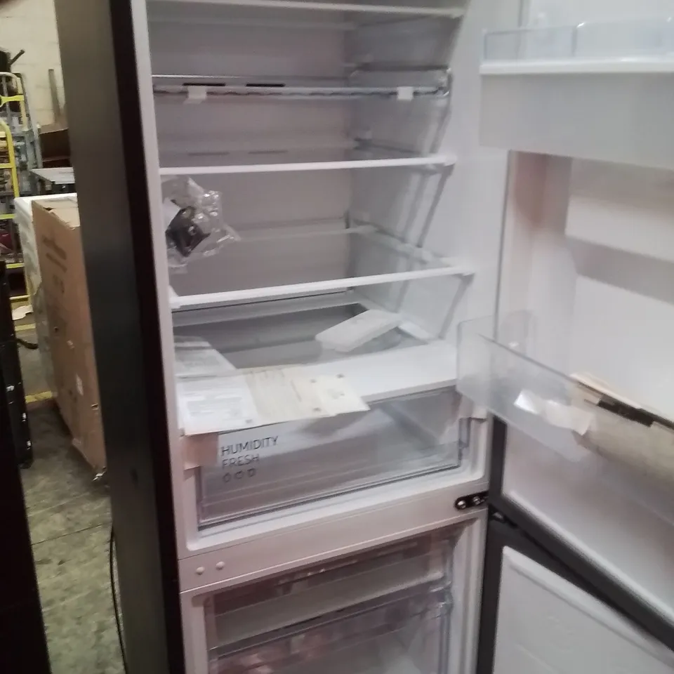 SAMSUNG RB34C632EBN/EU FRIDGE-FREEZER FREESTANDING 341 L E BLACK
